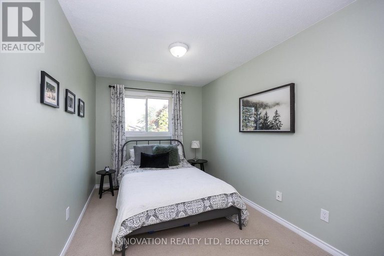 28478550/44-35-bering-court/katimavik/ottawa/ontario/K2L2B8_32