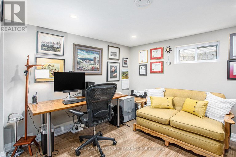 28828284/2088-bangor-street/elmvale-acresurbandale/ottawa/ontario/K1G2X7_22