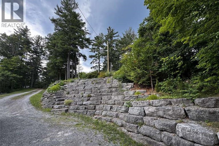 28654189/4-stackwall-lane/calabogie/ontario/K0J1H0_35