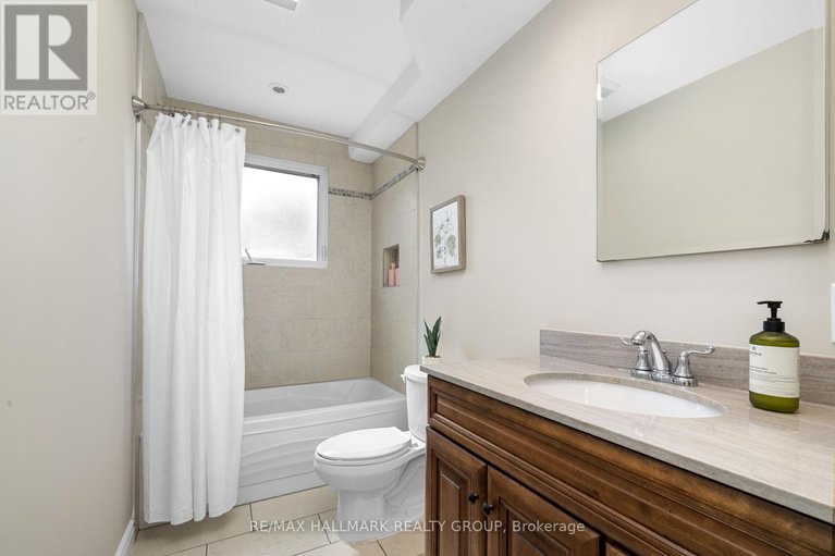 28882638/337-hinton-avenue-s/civic-hospital/ottawa/ontario/K1Y1A4_21