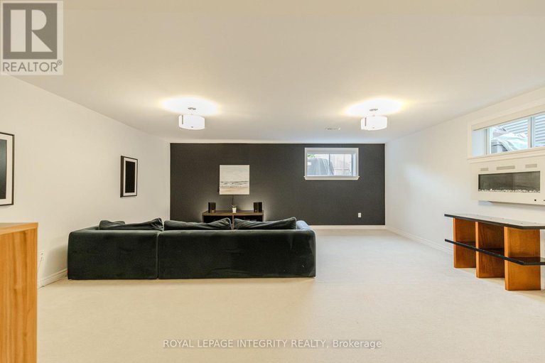 28931178/206-ancaster-avenue/woodroffe/ottawa/ontario/K2B5B3_23