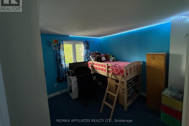28764213/295-pintail-terrace/chatelaine-village/ottawa/ontario/K1E1Z9_19