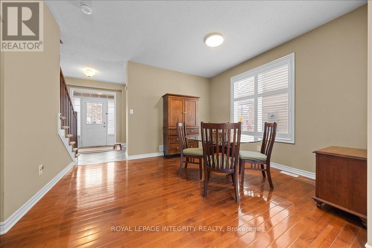 29609929/638-rosehill-avenue/stittsville-north/ottawa/ontario/K2S0K2_7