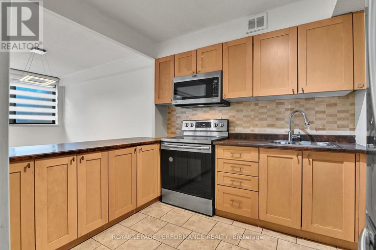 28916440/344-515-st-laurent-boulevard/viscount-alexander-park/ottawa/ontario/K1K3X5_15