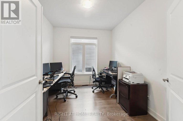 28898810/848-beckton-heights-s/stittsville-south/ottawa/ontario/K2S2X9_10