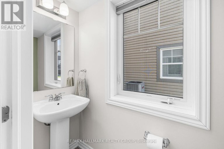 29645617/119-helenium-lane/avalon-west/ottawa/ontario/K4A1C6_5