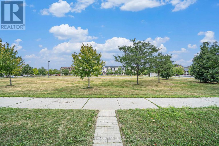 28760664/g-3721-riverbreeze-street/half-moon-bay/ottawa/ontario/K2J0T1_3