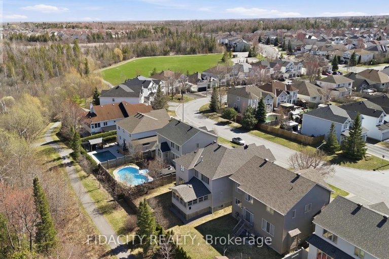 29657561/172-coyote-crescent/stittsville-south/ottawa/ontario/K2S2G6_43