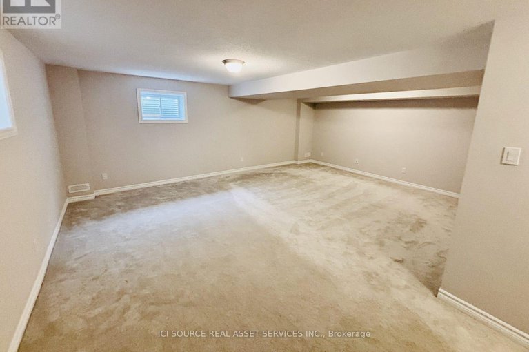 28905249/106-equitation-circle/goulbourn-twp-from-franktown-rdsouth-to-rideau/ottawa/ontario/K0A2Z0_33