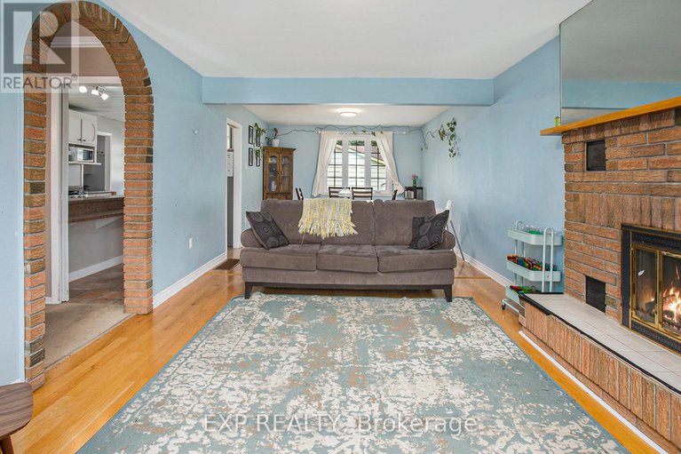 28598895/47-meikle-street/morrisburg/south-dundas/ontario/K0C1X0_14
