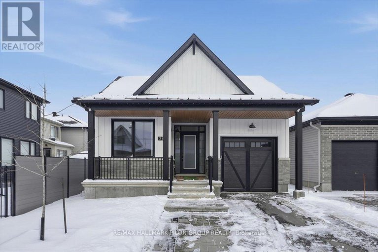 29379151/296-cornice-street/mer-bleuebradley-estatesanderson-park/ottawa/ontario/K1W0R4_1