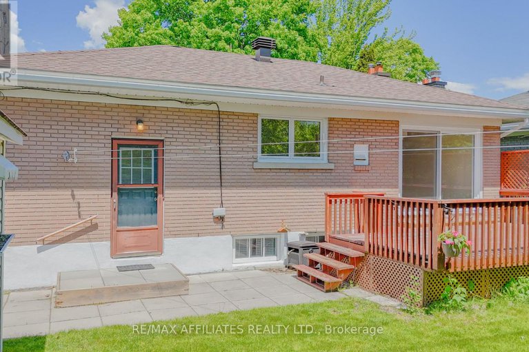 28513866/536-browning-avenue/riverview-park/ottawa/ontario/K1G0T4_42