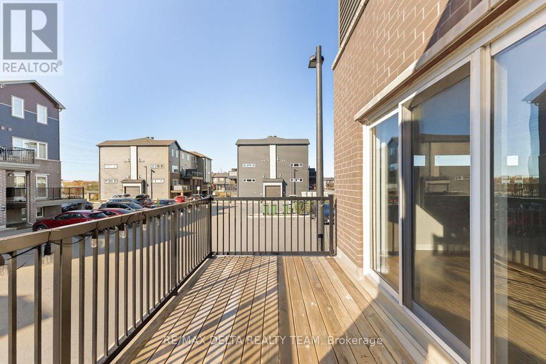 29052296/a-706-amberwing-private/avalon-west/ottawa/ontario/K4A5H5_13