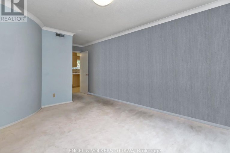 28544355/968-sadler-crescent/whitehaven/ottawa/ontario/K2B5H7_12
