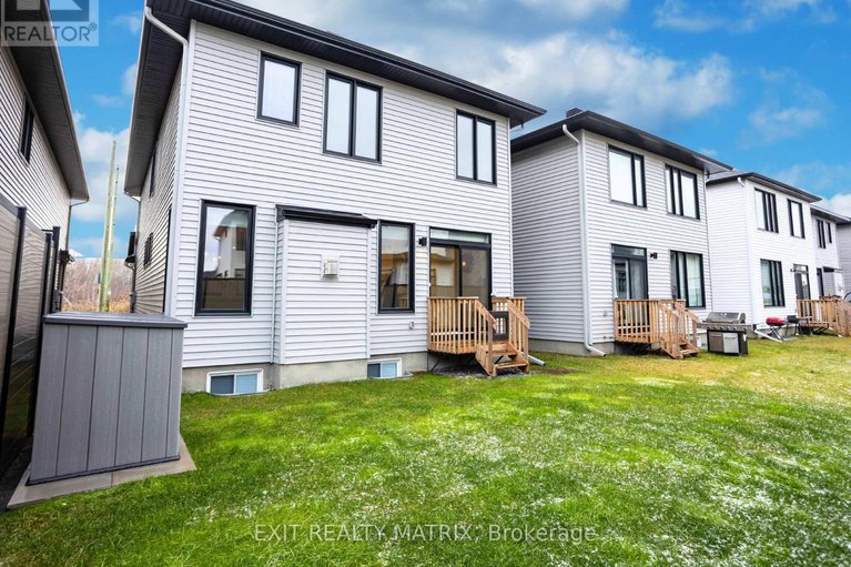 29159209/6487-renaud-road/mer-bleuebradley-estatesanderson-park/ottawa/ontario/K1W0R8_36