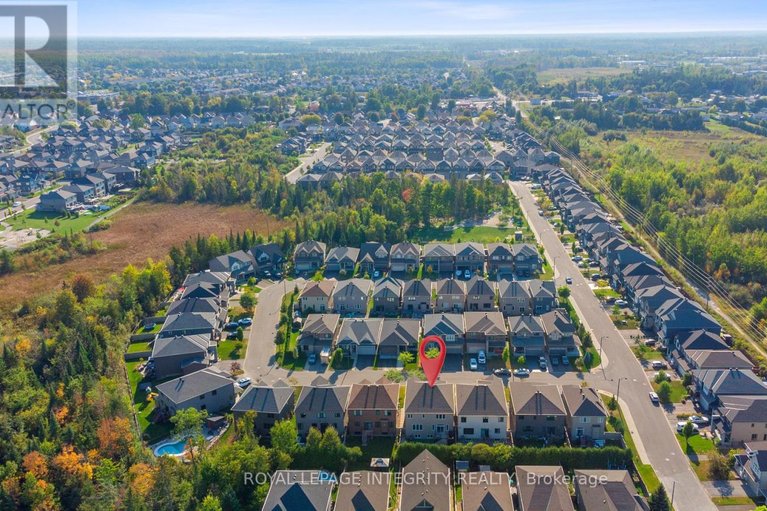 29595404/49-hawks-landing-crescent/stittsville-north/ottawa/ontario/K2S1W1_42