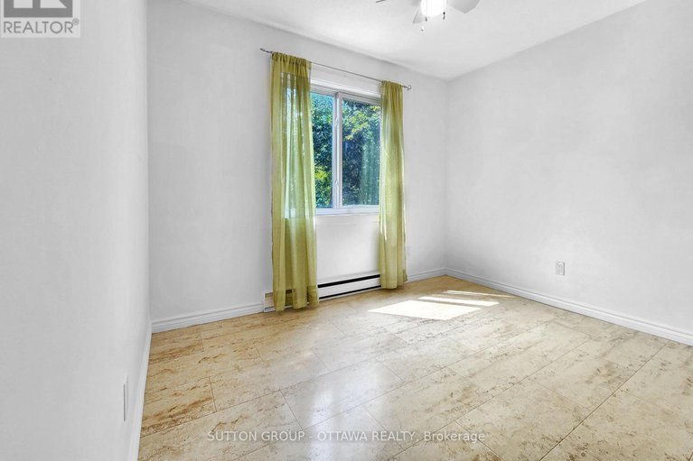 28719477/202a-2044-arrowsmith-drive/beacon-hill-south/ottawa/ontario/K1J7V8_21