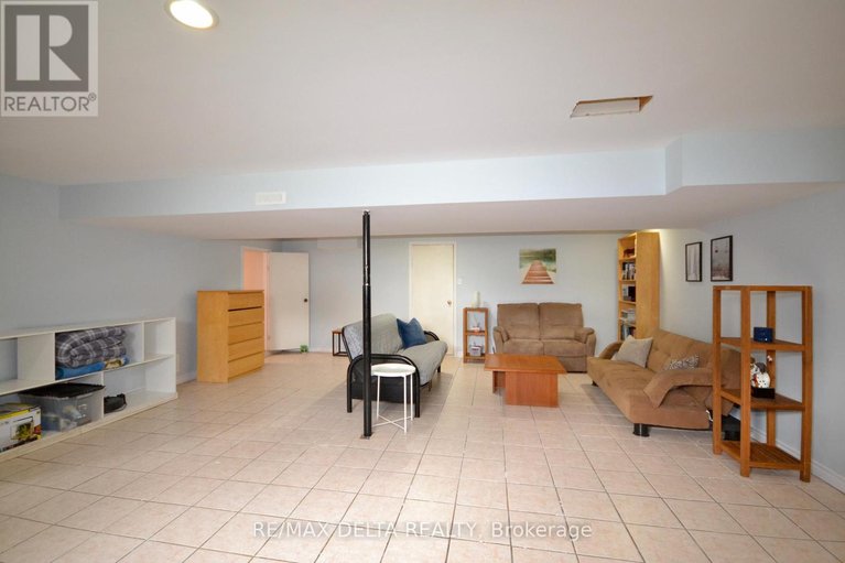 29619266/4001-champlain-street/clarencerockland-twp/clarence-rockland/ontario/K0A1E0_18