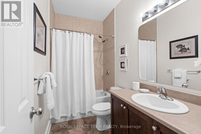 28746377/920-burwash-landing-bay/morgans-grantsouth-march/ottawa/ontario/K2W0C8_30