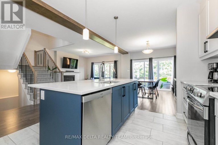 28750811/688-geneva-crescent/embrun/russell/ontario/K0A1W0_13