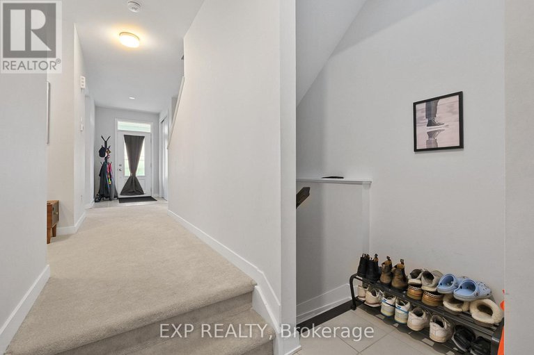 28611838/6323-perth-street/btwn-franktown-rd-fallowfield-rd/ottawa/ontario/K0A2Z0_15
