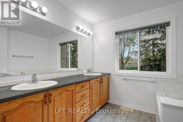 28752379/6-sandcliffe-terrace/centrepointe/ottawa/ontario/K2G5X1_24
