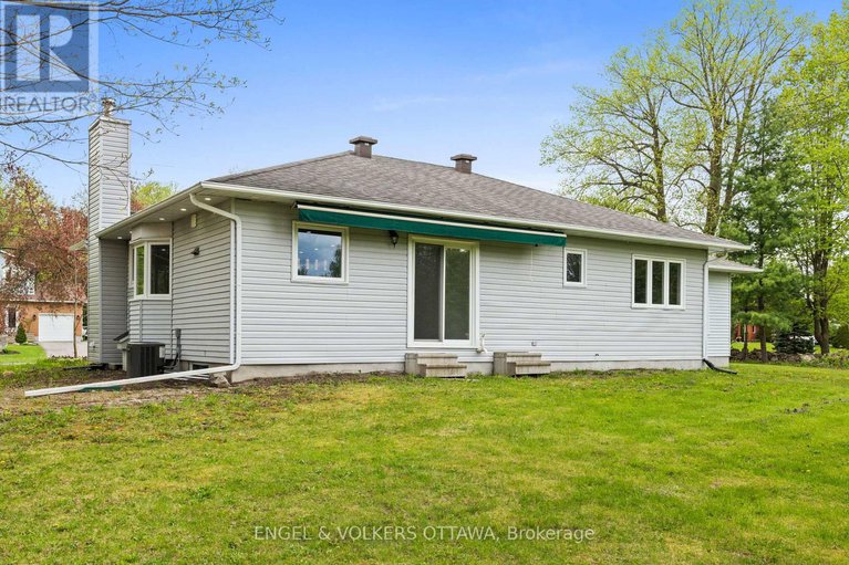 28332418/1375-trebla-way/greely/ottawa/ontario/K4P1E4_39