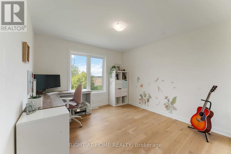 28377550/707-kirkham-crescent/btwn-franktown-rd-fallowfield-rd/ottawa/ontario/K0A2Z0_27