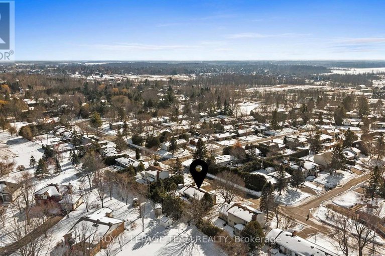 29455651/5329-driscoll-drive/manotick-long-island-nicholls-island/ottawa/ontario/K4M1E3_48