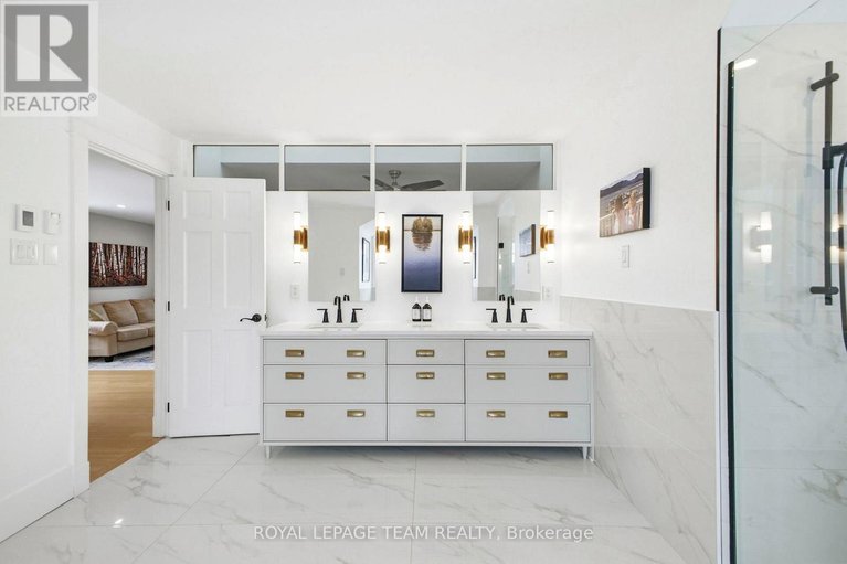 29616442/483-golden-avenue/mckellarhighland/ottawa/ontario/K2A2E4_23