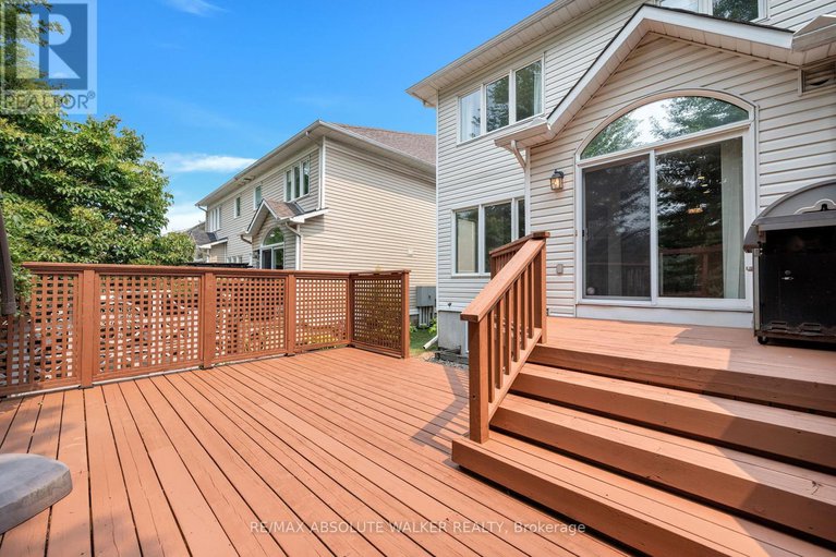 28707835/124-forestcrest-street/chapel-hill/ottawa/ontario/K1C7R3_37