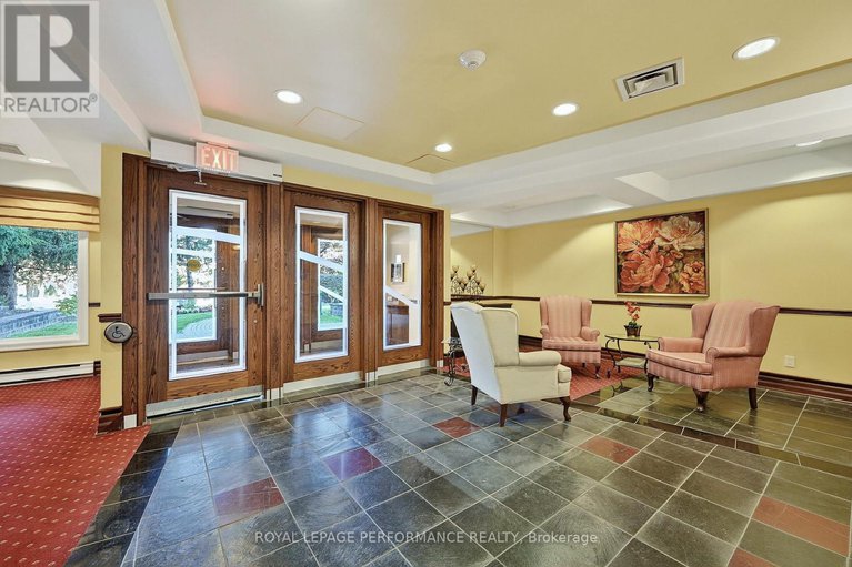 28999707/203-120-darlington-private/hunt-clubwestern-community/ottawa/ontario/K1V0X5_4