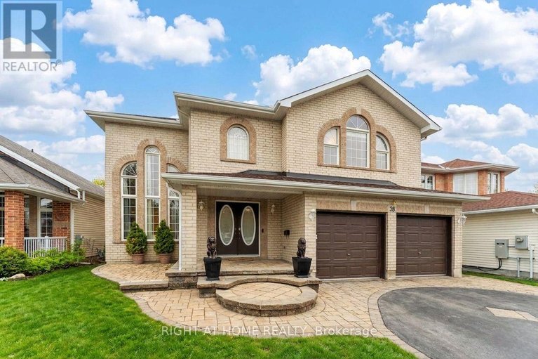 29683852/38-penrith-street/morgans-grantsouth-march/ottawa/ontario/K2W1E5_1