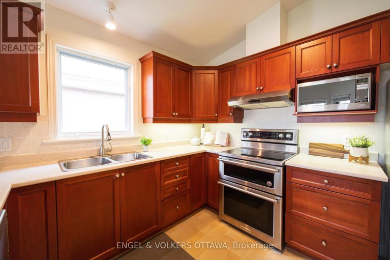 28273894/4293-green-gables-lane/riverside-southgloucester-glen/ottawa/ontario/K1V1S4_17