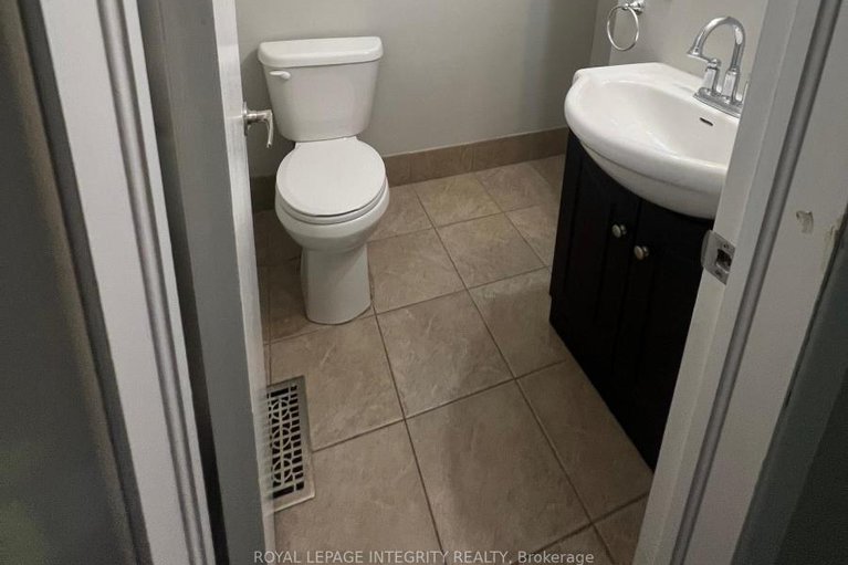 29064005/1152-tawney-road/hawthorne-meadows/ottawa/ontario/K1G1B6_31