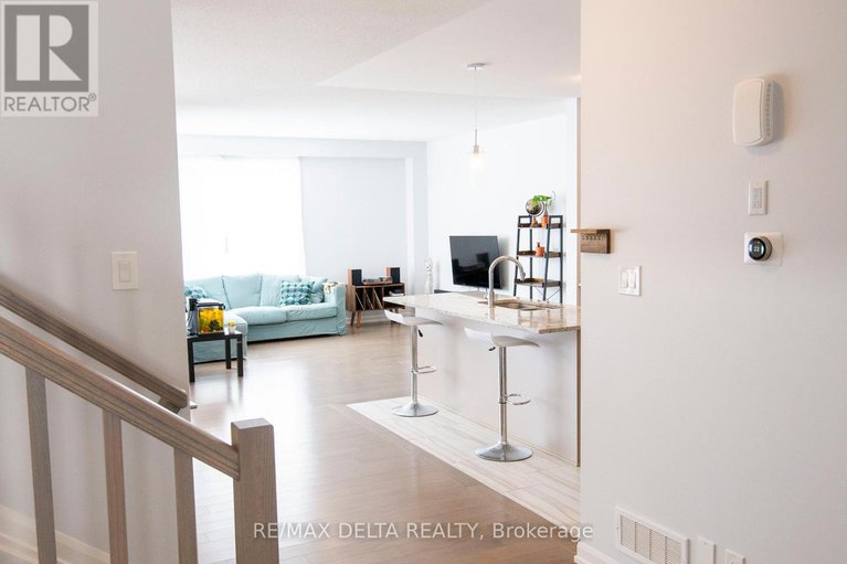 28009413/361-sterling-avenue/clarencerockland-twp/clarence-rockland/ontario/K4K0L4_10
