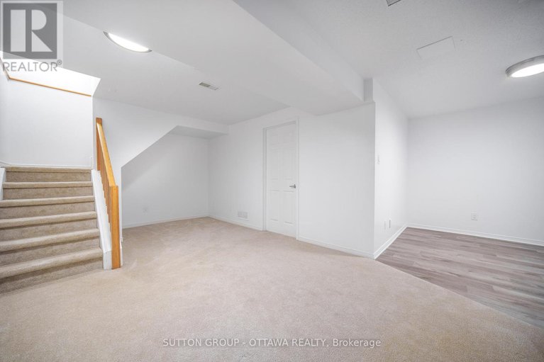 28912115/313-stoneway-drive/barrhaven-east/ottawa/ontario/K2G6E7_25