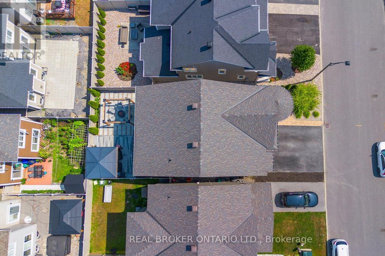 29181598/373-river-landing-avenue/half-moon-bay/ottawa/ontario/K2J6K6_45