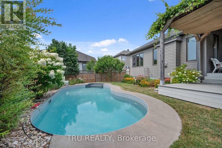 29129070/590-robert-hill-street/almonte/mississippi-mills/ontario/K0A1A0_49