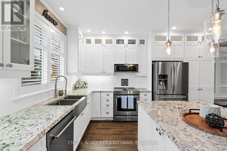 28926849/511-erinwoods-circle/stonebridge/ottawa/ontario/K2J5M5_10