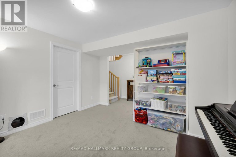 28811432/617-fisher-street/north-grenville-twp-kemptville-south/north-grenville/ontario/K0G1J0_42