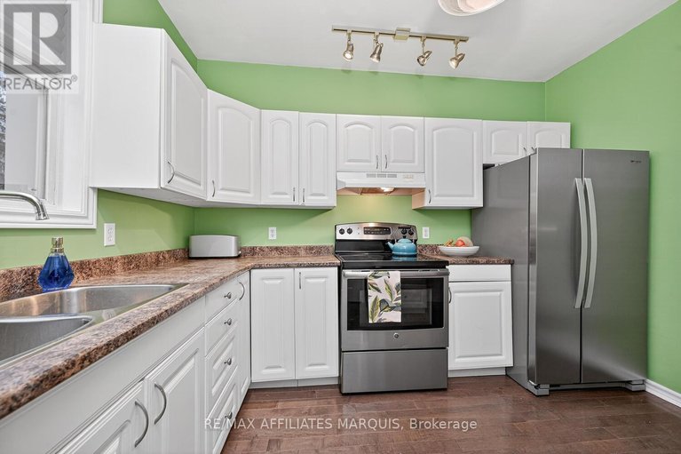 29607389/20-river-street/smiths-falls/smiths-falls/ontario/K7A3S2_19