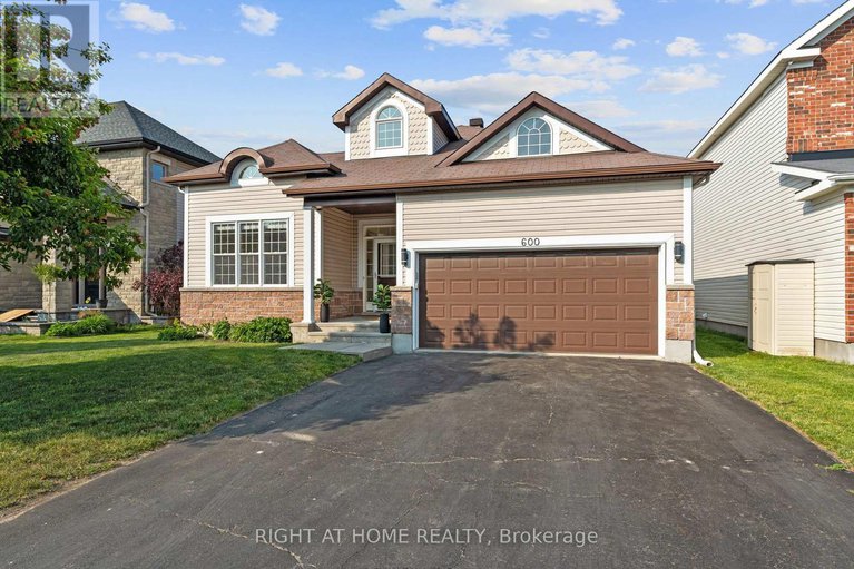 28489477/600-anjana-circle/cedargrovefraserdale/ottawa/ontario/K2J0E1_1