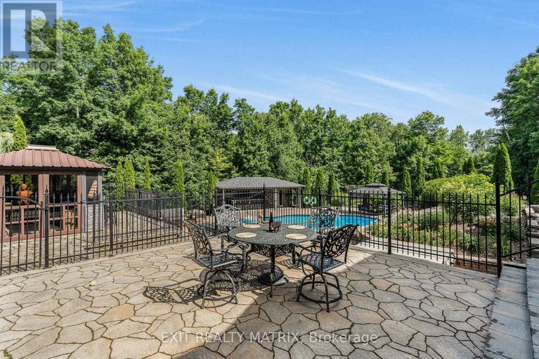 29047689/1271-georges-vanier-drive/cumberland-ridge/ottawa/ontario/K4C1R6_44