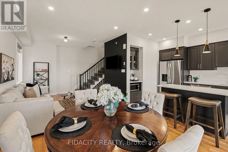 29654929/1768-crux-road/mer-bleuebradley-estatesanderson-park/ottawa/ontario/K1W0R3_7