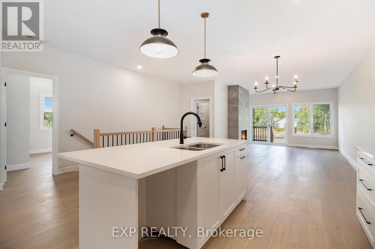 29596739/773-lacroix-road/clarencerockland-twp/clarence-rockland/ontario/K0A2A0_12