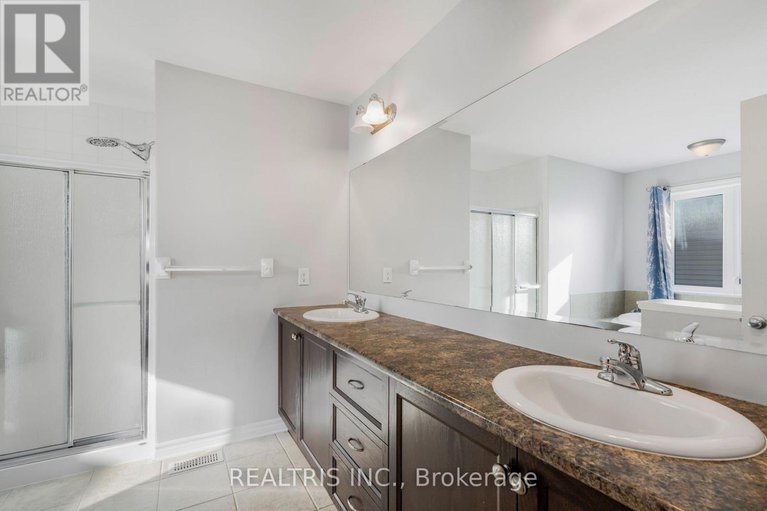 29374146/471-creekview-way/blossom-parkkemp-parkfindlay-creek/ottawa/ontario/K1T0J4_20