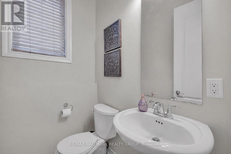 29643093/229-meadowbreeze-drive/emerald-meadowstrailwest/ottawa/ontario/K2M3A6_28