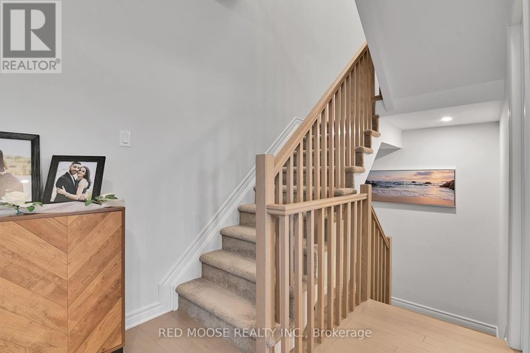 28578839/877-couloir-road/mer-bleuebradley-estatesanderson-park/ottawa/ontario/K1W0P5_27