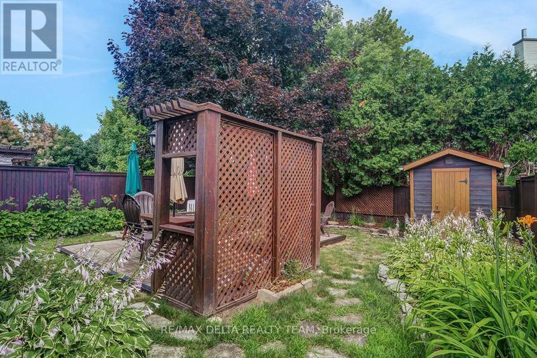28636834/6383-st-louis-drive/hiawatha-parkconvent-glen/ottawa/ontario/K1C2X9_44